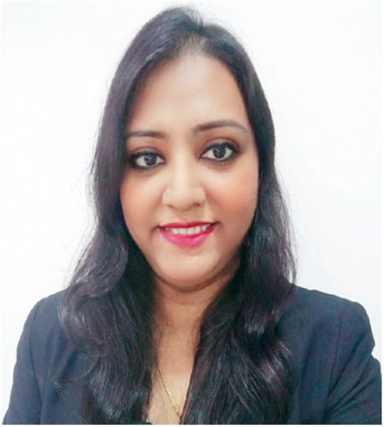 Shahana Khan Bagged Outstanding Achievement in Product Enhancing and Brand Managment